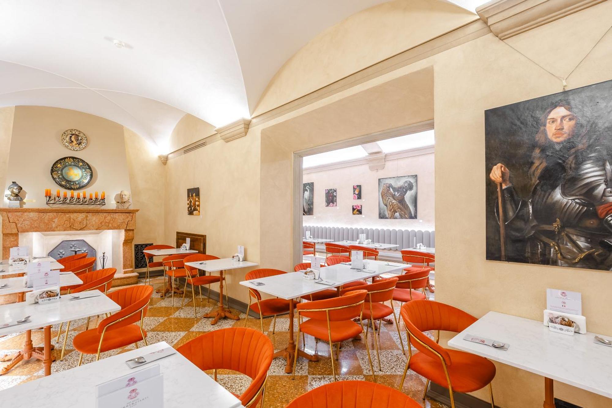 Art Commercianti 4*